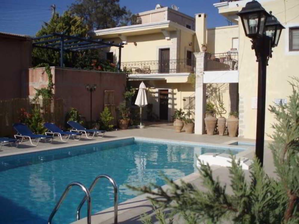 Pasiphae Heraklion Hotel Exterior photo